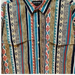 Men’s vintage frontier series button up shirt- great condition- one owner